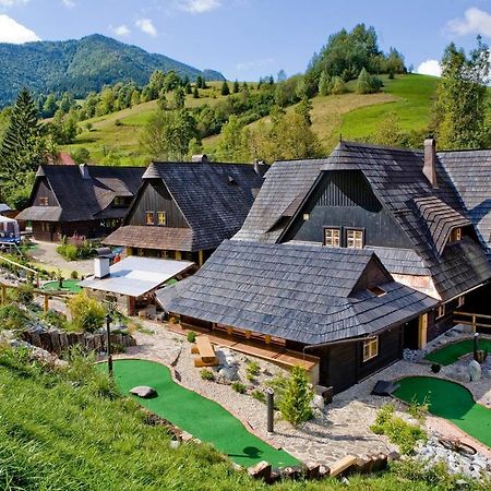 Wellness Rezort Janosikov Dvor Zázrivá 外观 照片