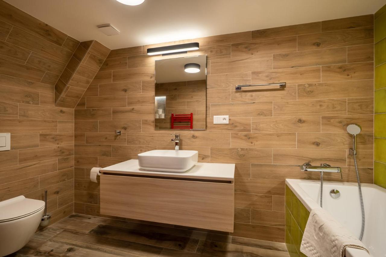 Wellness Rezort Janosikov Dvor Zázrivá 外观 照片