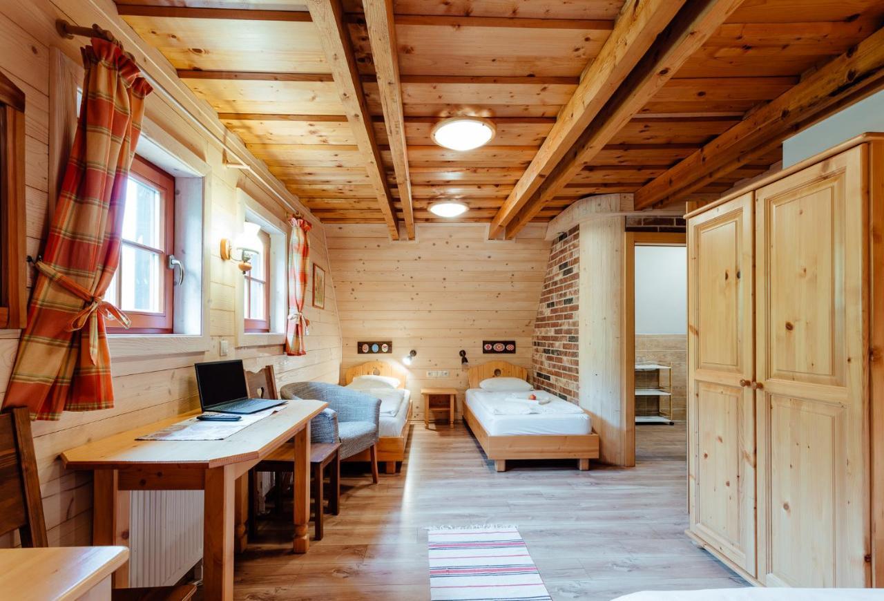 Wellness Rezort Janosikov Dvor Zázrivá 外观 照片
