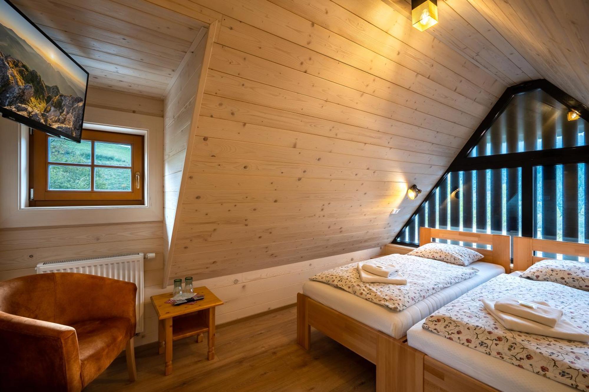 Wellness Rezort Janosikov Dvor Zázrivá 外观 照片